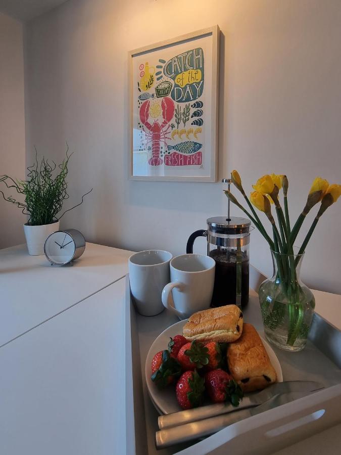 The Bunker-Luxe Central Falmouth Getaway With Stunning Sea Views Zewnętrze zdjęcie