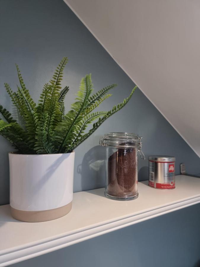 The Bunker-Luxe Central Falmouth Getaway With Stunning Sea Views Zewnętrze zdjęcie